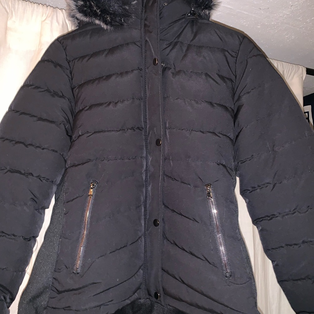 YMI Black Quilted Puffer Jacket with Faux Fur Trimmed Hood
